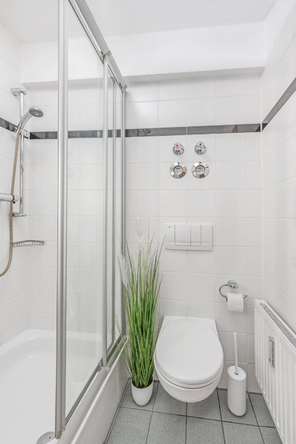 Zwei Zimmer Wohnung Im Stadtzentrum Mit Tiefgaragenplatz มิวนิก ภายนอก รูปภาพ